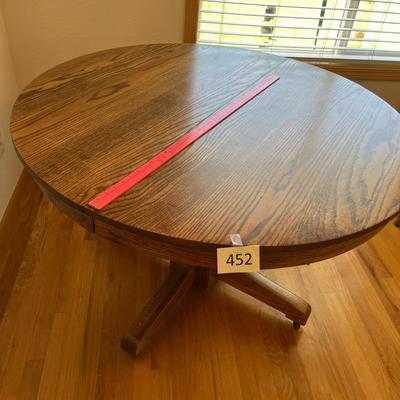 Round Oak Dining Table