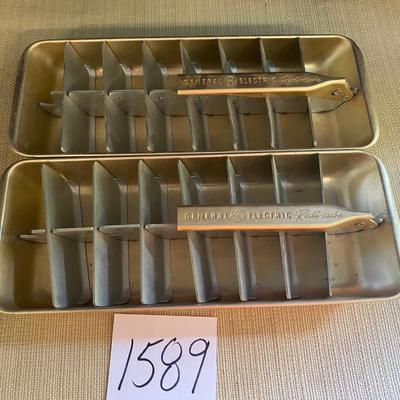 Vintage General Electric Ice Cube Trays