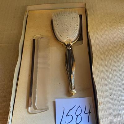 Vintage Vanity Brush and Comb Set
