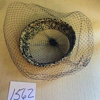 Vintage Halo Hat w/netting