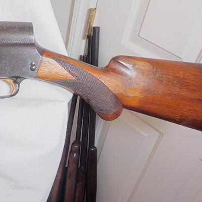 Browning 12 gauge lite shot gun, /est. $250 to $500.