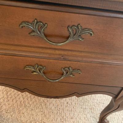 Single Drawer w 2 Drawer Look End Table