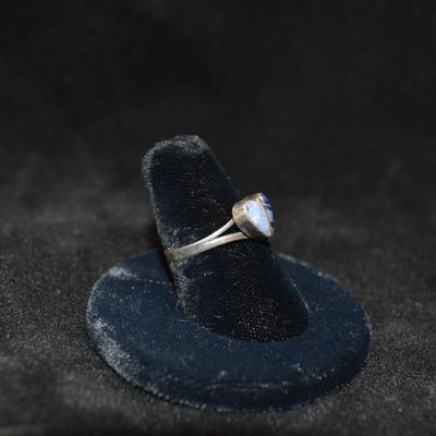 925 Sterling & Lapis Lazuli Heart Ring Sz 7 1.3g