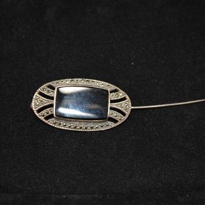 925 Sterling Onyx & Marcasite Pin 7.7g