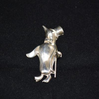 Sterling Penguin Brooch 5.0g