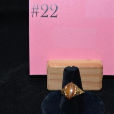 10k Ring with Tigers Eye Size 9 2.1g