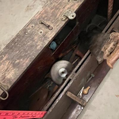 Antique Carpenter/ Woodworking Toolbox