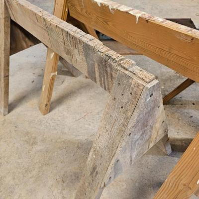 Four Sawhorses & Six Sheets of Plywood  (WS-JS)