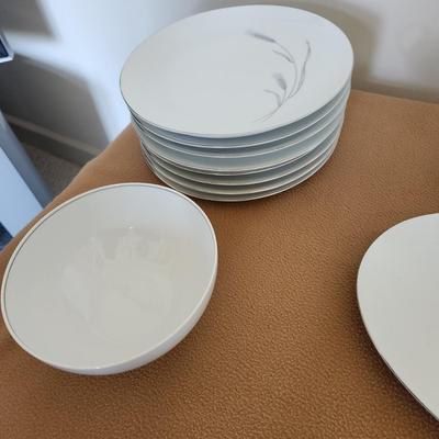 Lot of 44 pcs John Haviland Bavaria Germany Eva Zeisel Wheat China