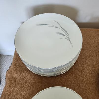 Lot of 44 pcs John Haviland Bavaria Germany Eva Zeisel Wheat China