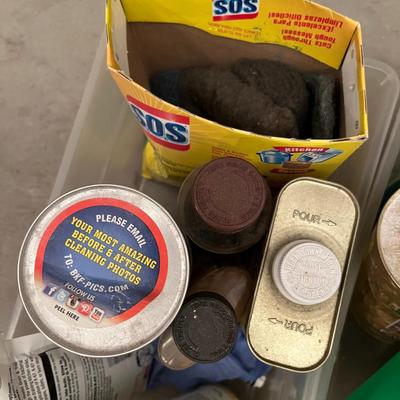 Indoor/Outdoor Cleaning Supplies