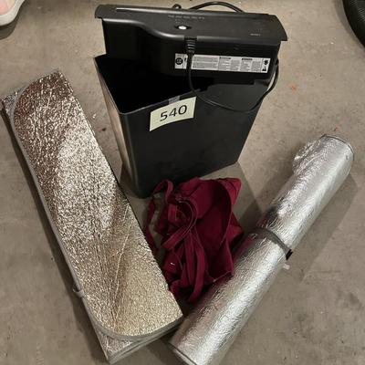 Windshield Reflectors & Shredders