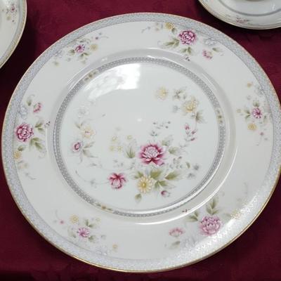 Mikasa Grand Ivory Devonshire China