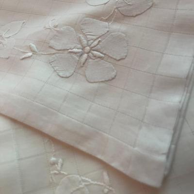 Misc Dining Linens #4