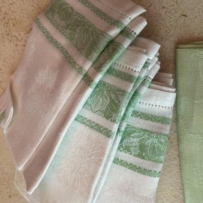 Green Cloth Napkins