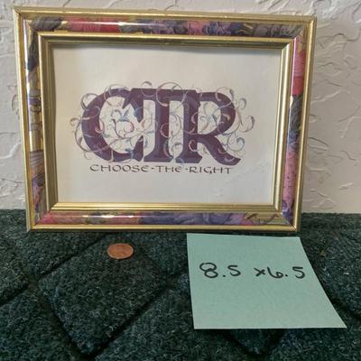 Framed "CTR" photo frame