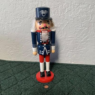 Patriotic Nut Cracker