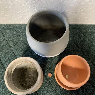 3 Planter Pots