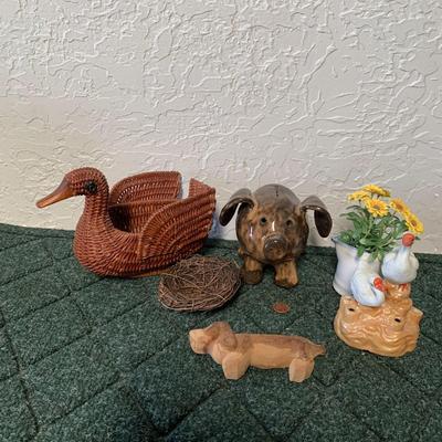 5 - Animal Decor