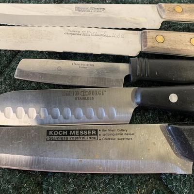 9 Knifes with Sharpener