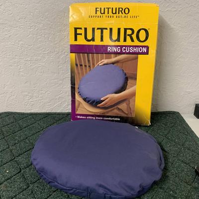 Futuro Ring Cushion