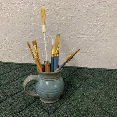Pottary Mug with Art Brushes