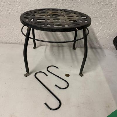Pot Stand
