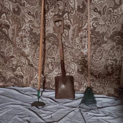 Misc Yard Tools