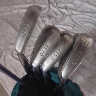 Datrek Golf Bag with 5 Clubs