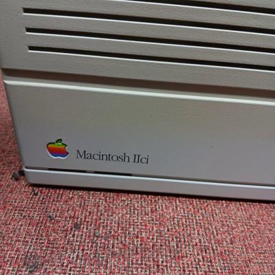 Mand Labs Kit-1, Mac Macintosh 11ci Processor, Notebook, & CDs