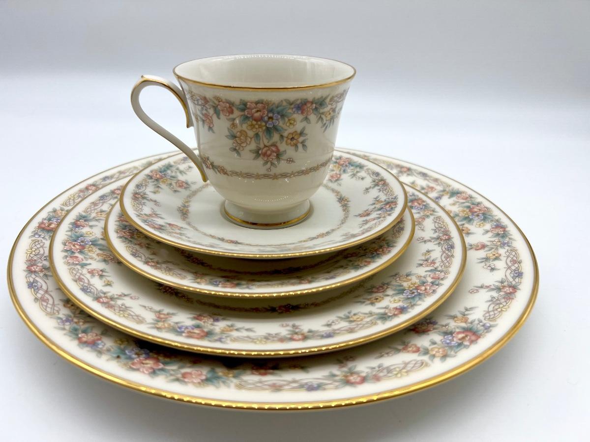 Noritake clearance ivory china