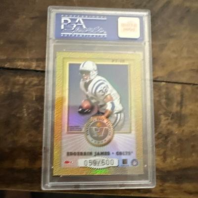 2000 Donruss Elite Gail Sayers And E. James
