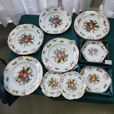 9 Pieces of I. Godinger & Co. Yorkshire Pattern China Plates