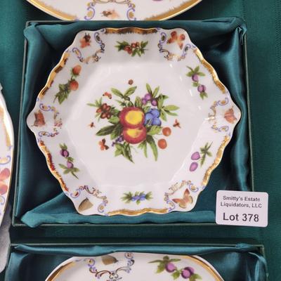 9 Pieces of I. Godinger & Co. Yorkshire Pattern China Plates