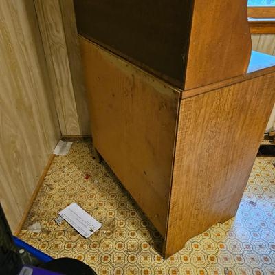 Small 3-Drawer Cabinet w/Hutch Top  (L-JS)