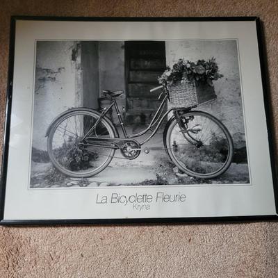 Assortment of Art and Art Books (UO-DW)