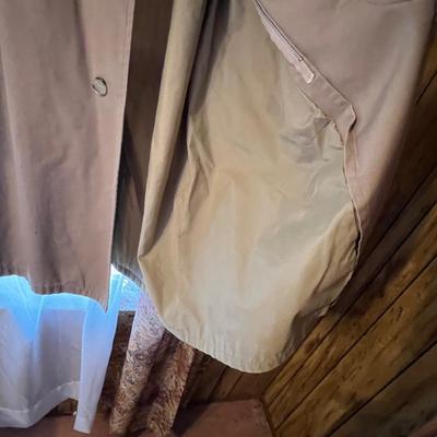 Pure Wool Coats, Ladies Sz 12 & Menâ€™s L & Raincoat (M-RG)