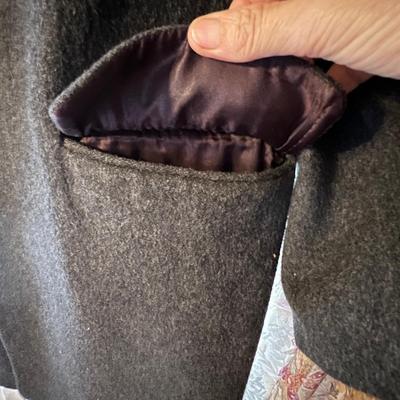 Pure Wool Coats, Ladies Sz 12 & Menâ€™s L & Raincoat (M-RG)