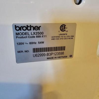 Brother LX2500 Sewing Machine + Case  (L-JS)