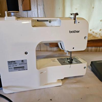 Brother LX2500 Sewing Machine + Case  (L-JS)