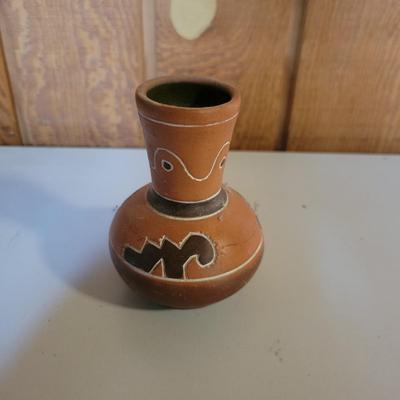 Southwest Sand Art by B. Mitchell, Books and More (O-DW)