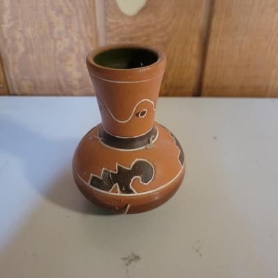 Southwest Sand Art by B. Mitchell, Books and More (O-DW)