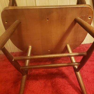 Antique English Walnut Table and Bow Back Windsor Chair (M-KD)