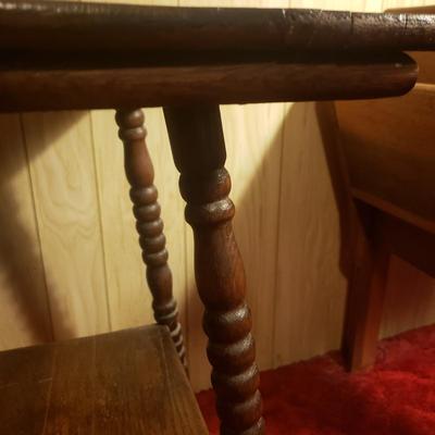 Antique English Walnut Table and Bow Back Windsor Chair (M-KD)