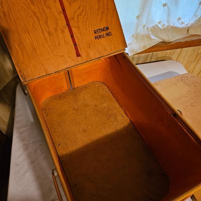 4 Picnic Baskets  (L-JS)