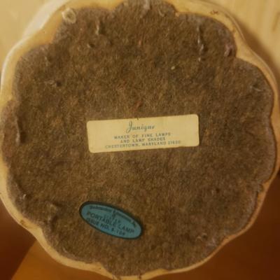 Unique Wooden Desk, Junique Lamp and Dresser Top Mirror (M-KD)