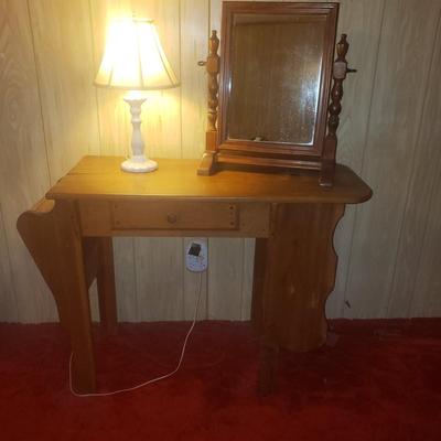 Unique Wooden Desk, Junique Lamp and Dresser Top Mirror (M-KD)