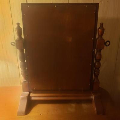 Unique Wooden Desk, Junique Lamp and Dresser Top Mirror (M-KD)