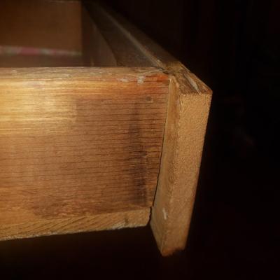 Unique Wooden Desk, Junique Lamp and Dresser Top Mirror (M-KD)