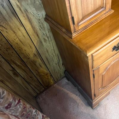 Two Piece China Cabinet (DR-MG)